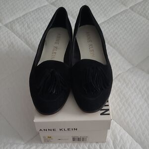 Anne Klein Women's Classic Black Tassel Loafers